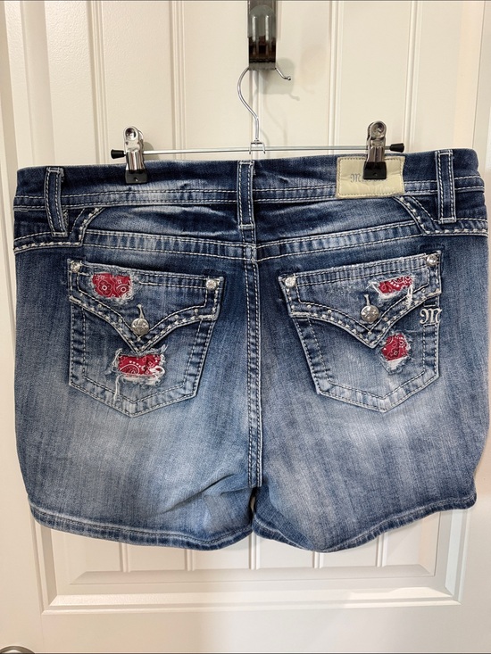 Miss Me Pants - Miss Me Bandana Embellished Curvy Short